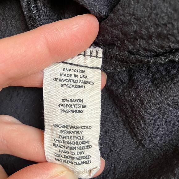 Soft Surroundings Constance Wire Collar Crinkled Blouse - Picture 13 of 16